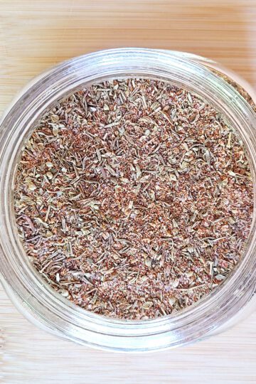 meat spice rubin a small mason jar